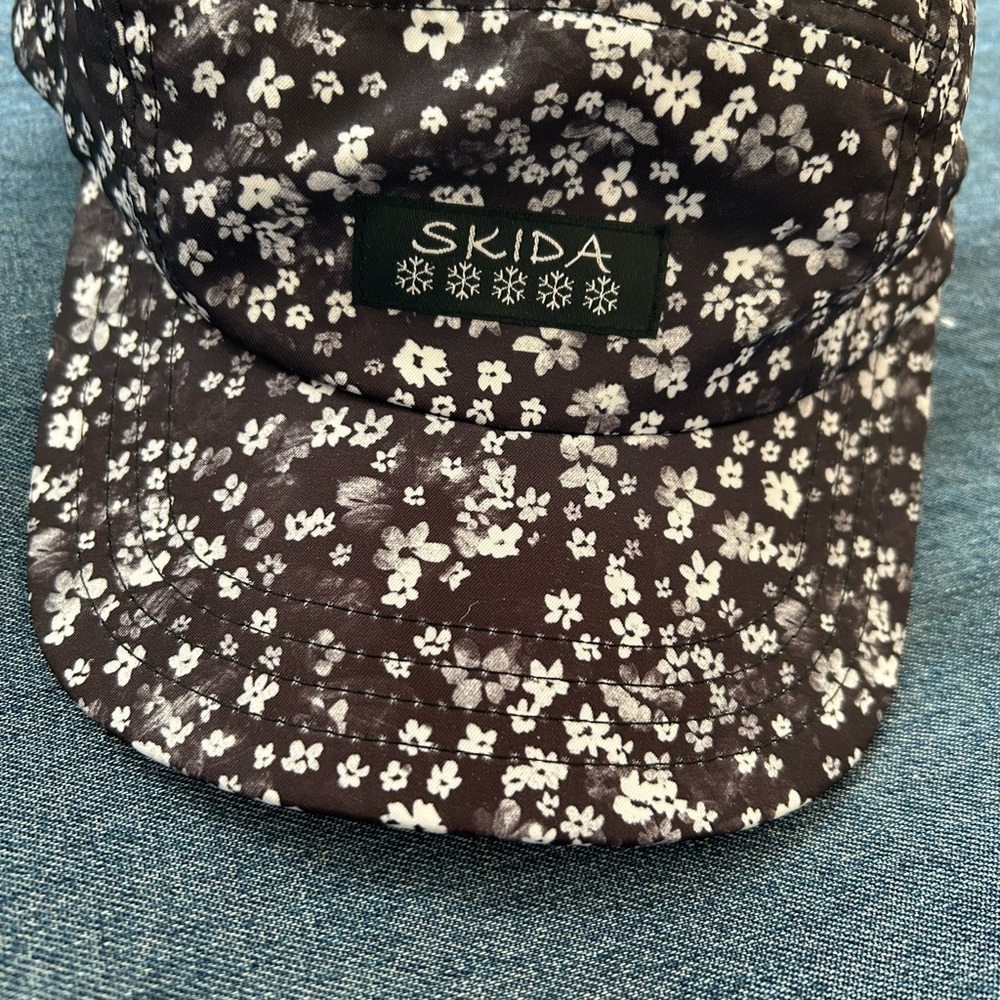 NWOT SKIDA Original Brim Hat. Color: Daisy Jones. Adjustable. Super cute! - Picture 3 of 10